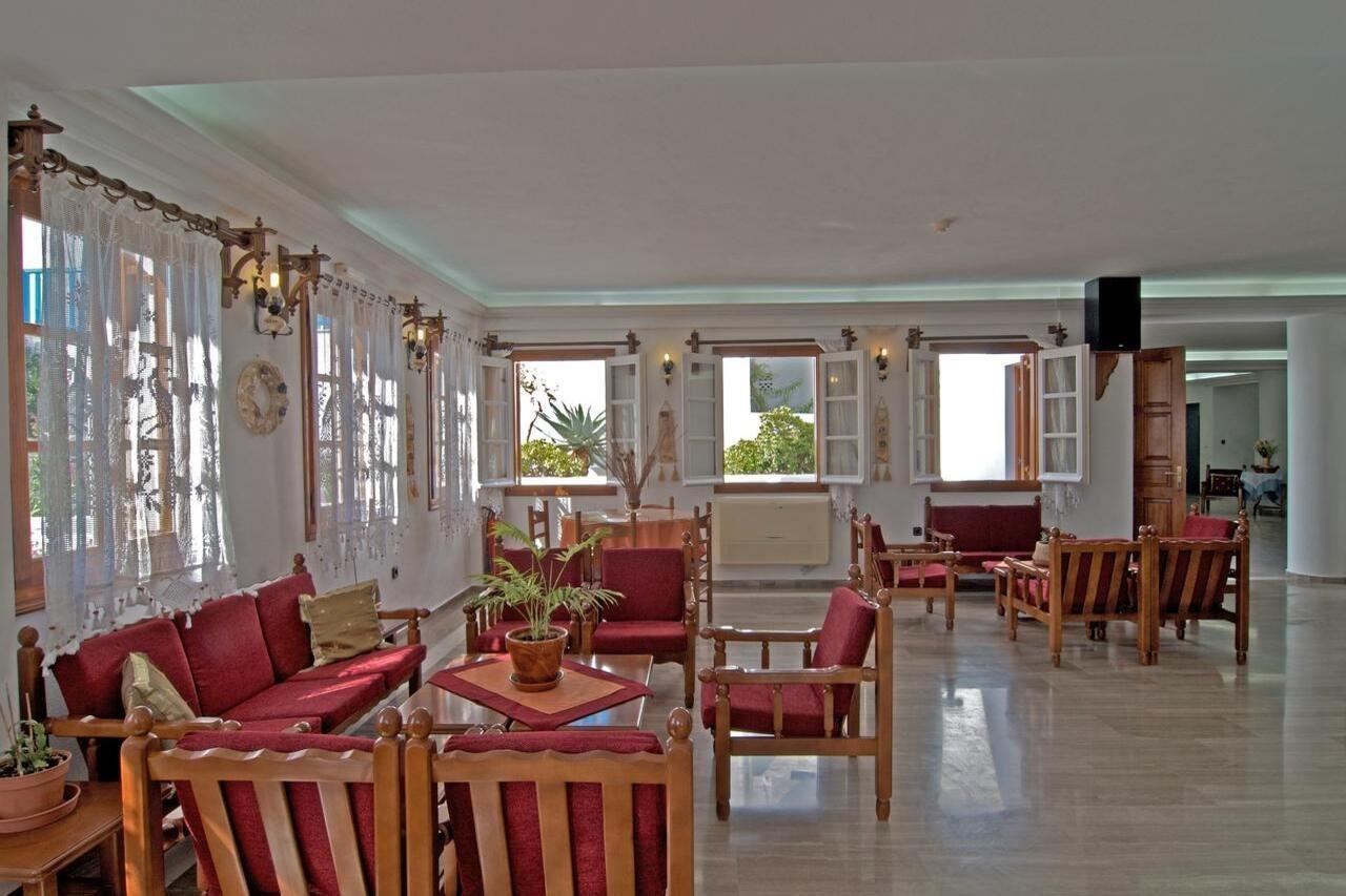 Alex Hotel تورلوس المظهر الخارجي الصورة
